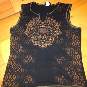 Harley Davidson tank top size XL but fits like a large